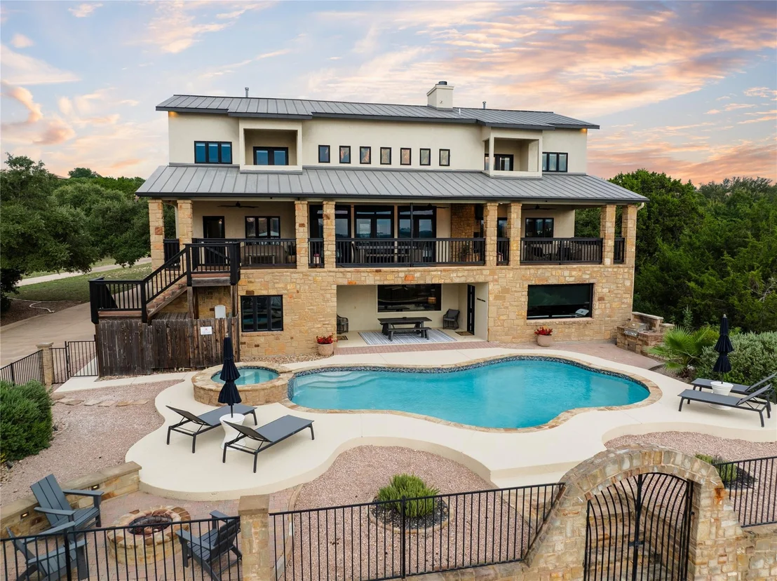 Photo of 516 Deckhouse DR