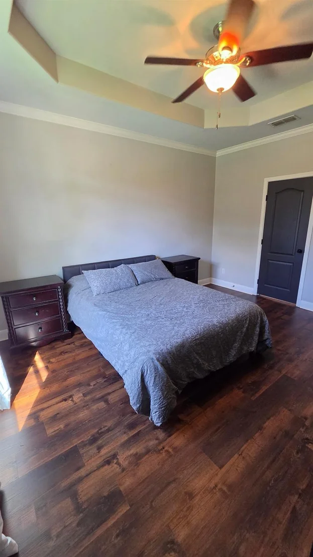 Photo of 125 Rose Mayer LOOP