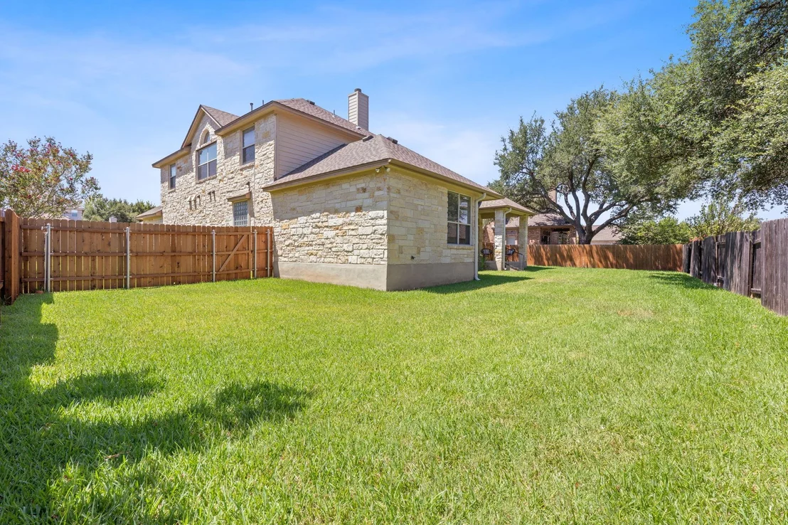 Photo of 16212 Wynstone LN