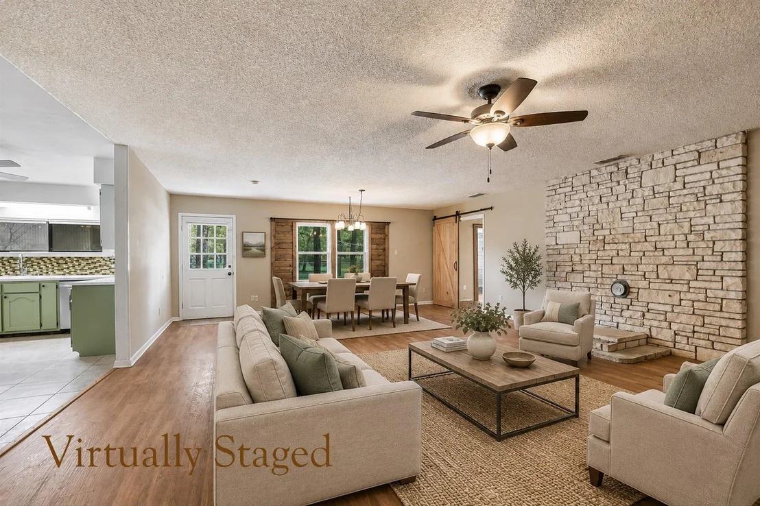 Photo of 2808 Kings Circle DR