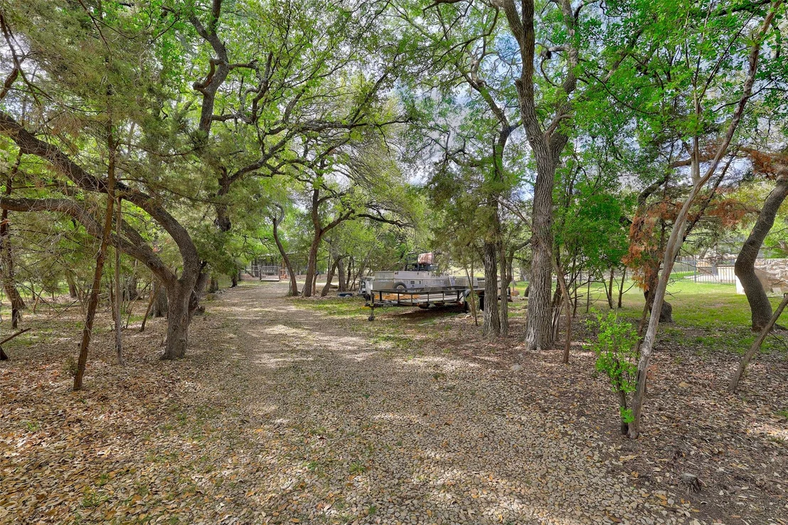 Photo of 426 Logan Ranch RD
