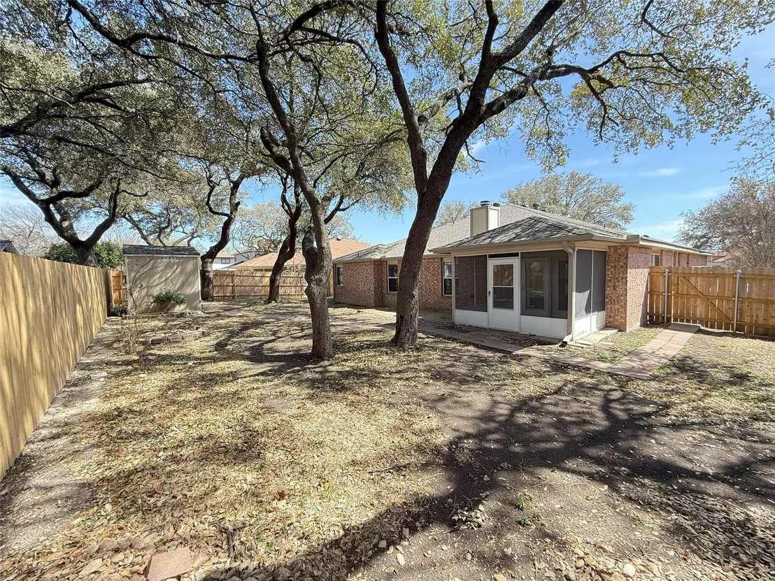 Photo of 2110 Thunderbird DR