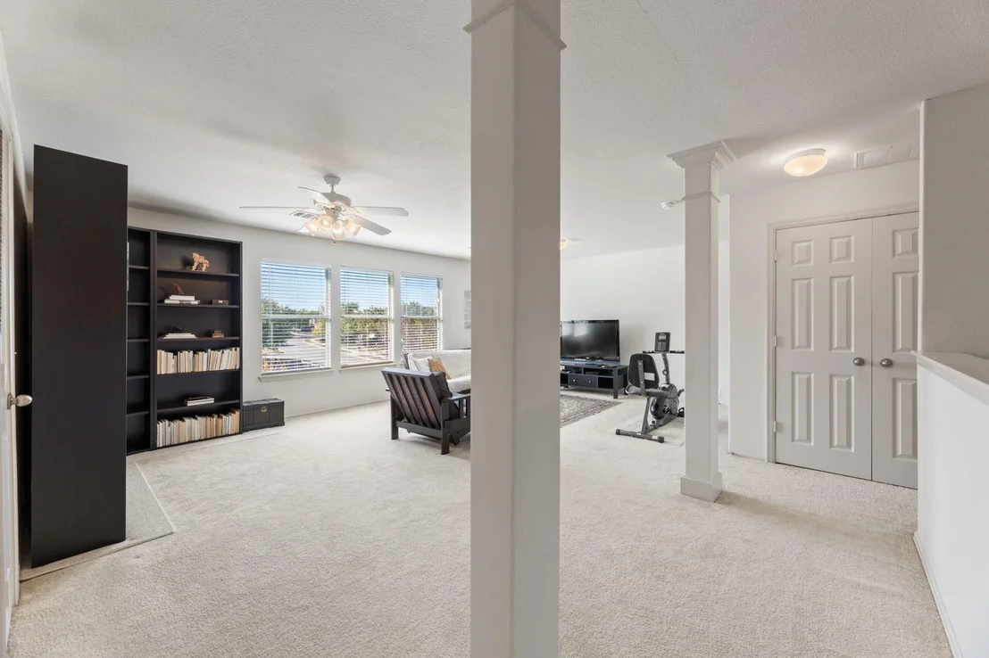 Photo of 172 Chaparro DR