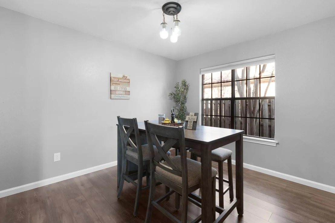 Photo of 1303 Adam Ave