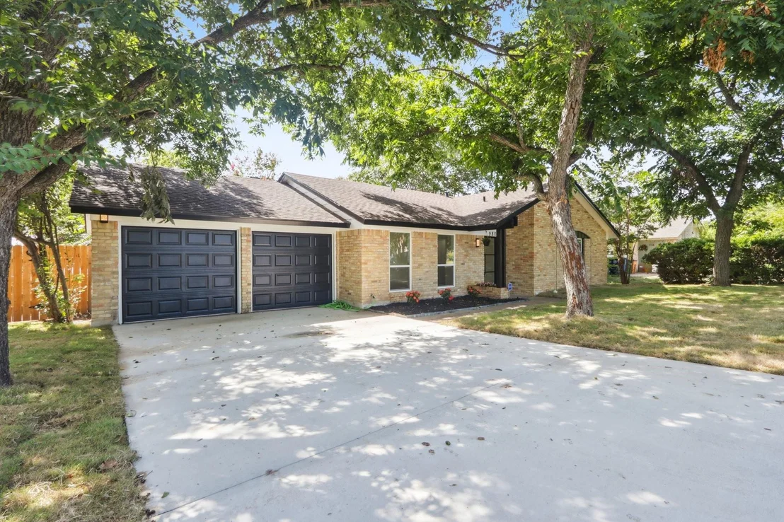 Photo of 9807 Kendal DR