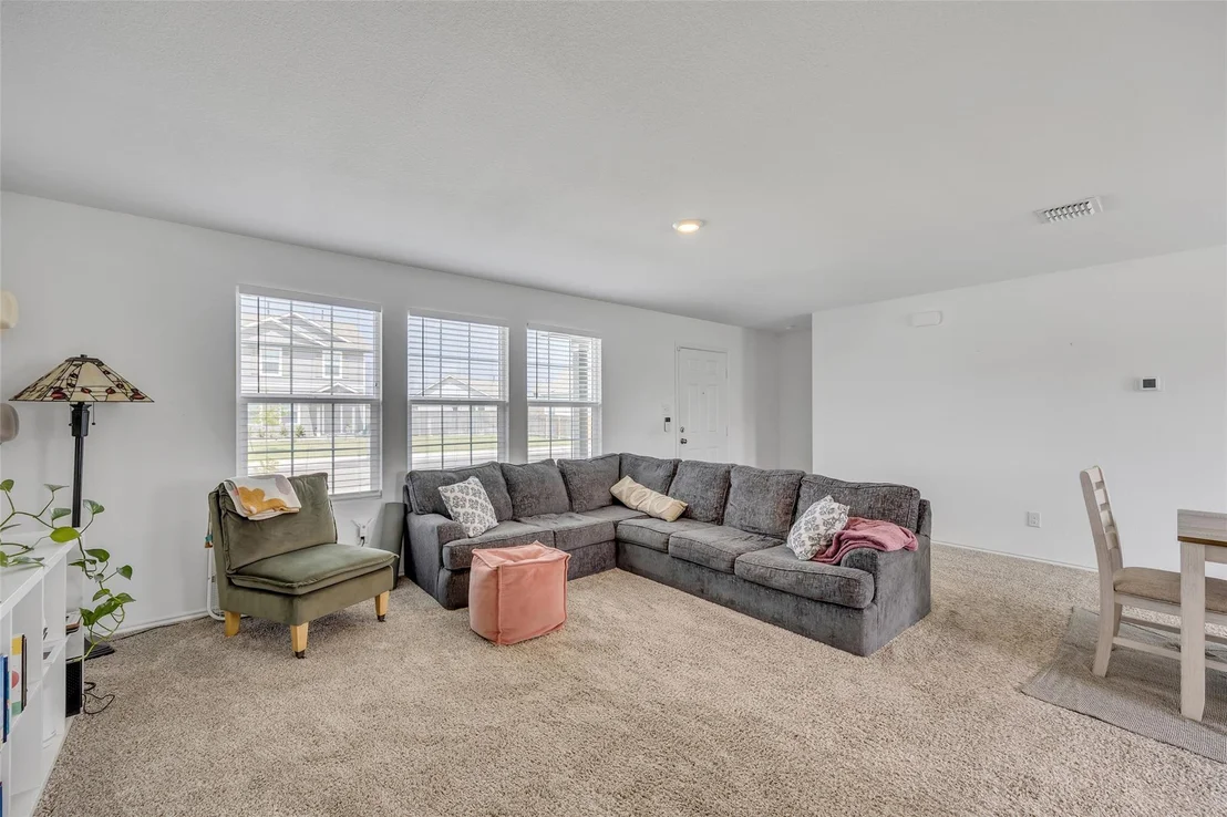 Photo of 2406 Windrow LN