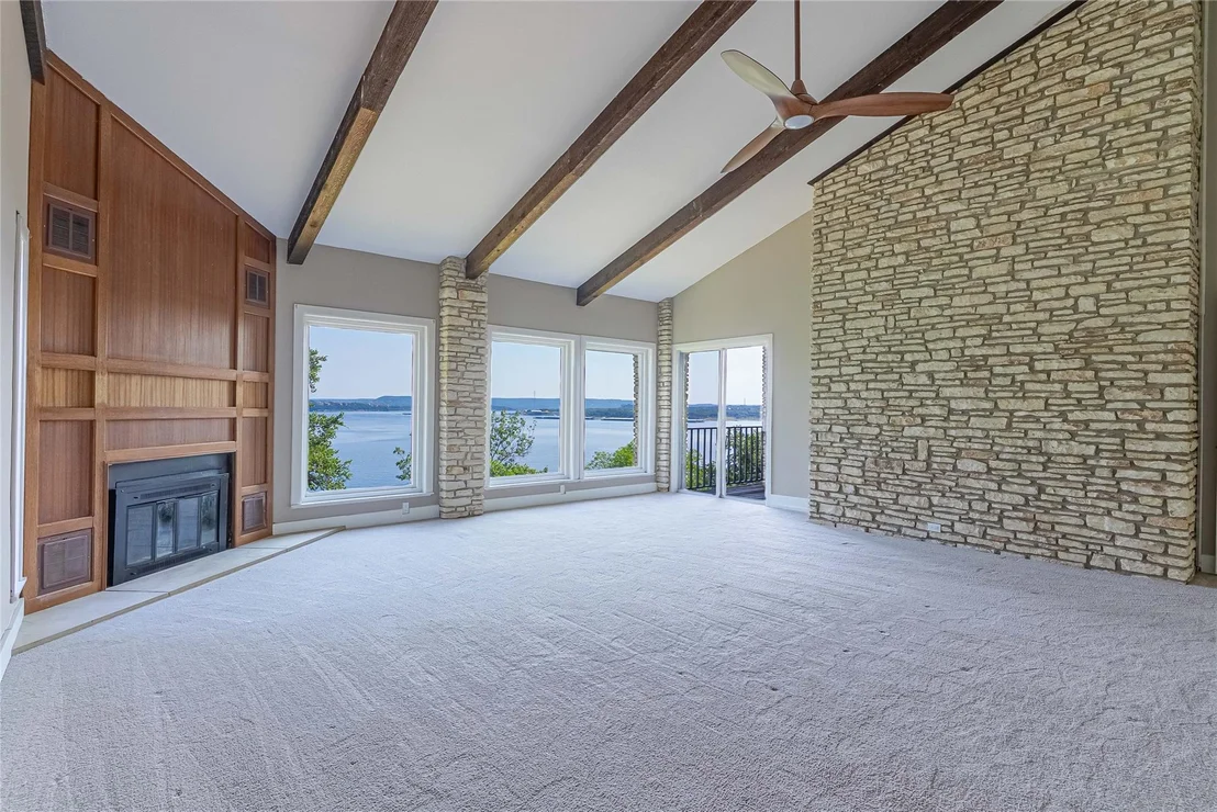 Photo of 18106 Travis CIR