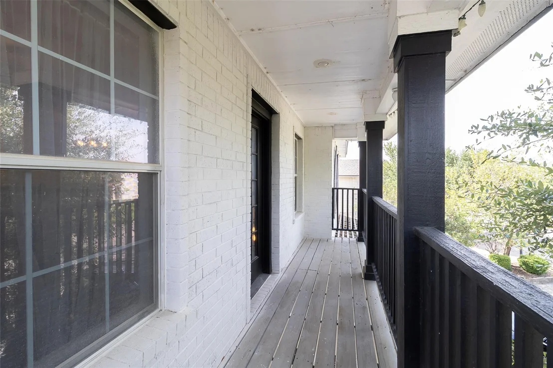 Photo of 2211 Memory LN