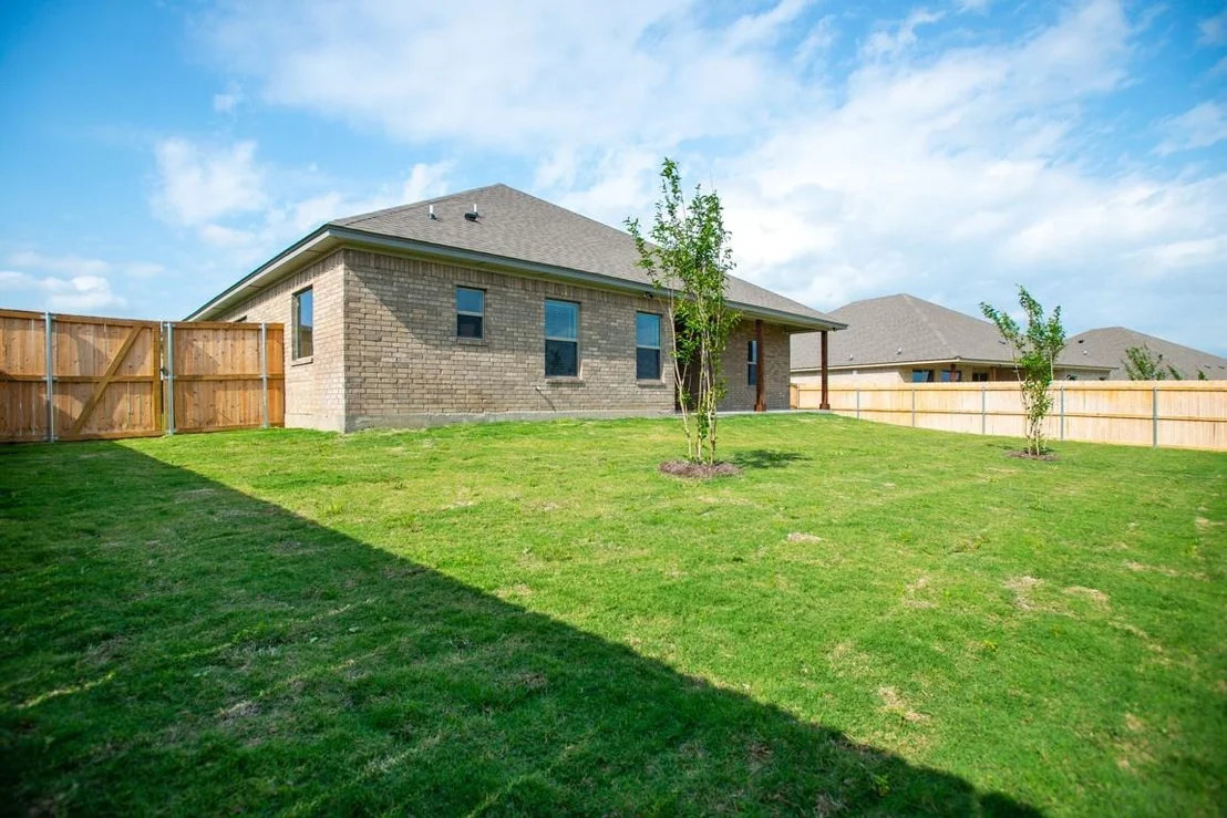 Photo of 1027 Winchester DR