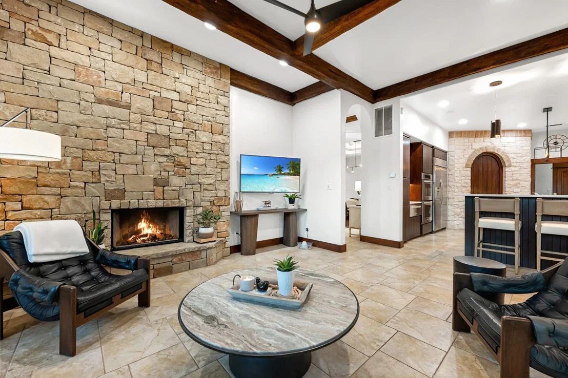 Photo of 407 HURST CREEK RD