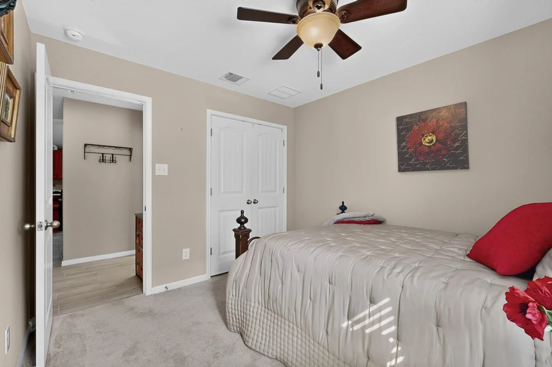 Photo of 928 Tabernash DR