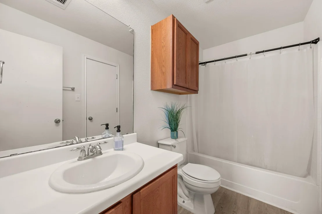 Photo of 1189 Shadow Creek BLVD