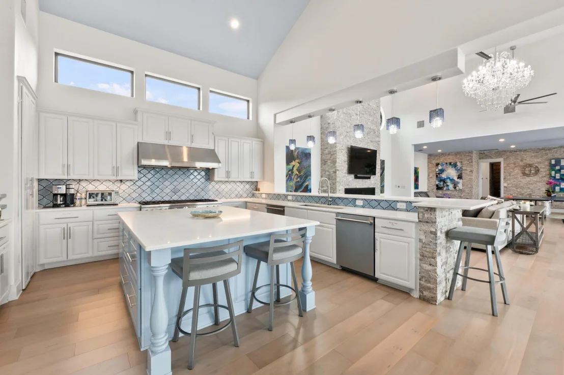 Photo of 1300 Sparrow LN