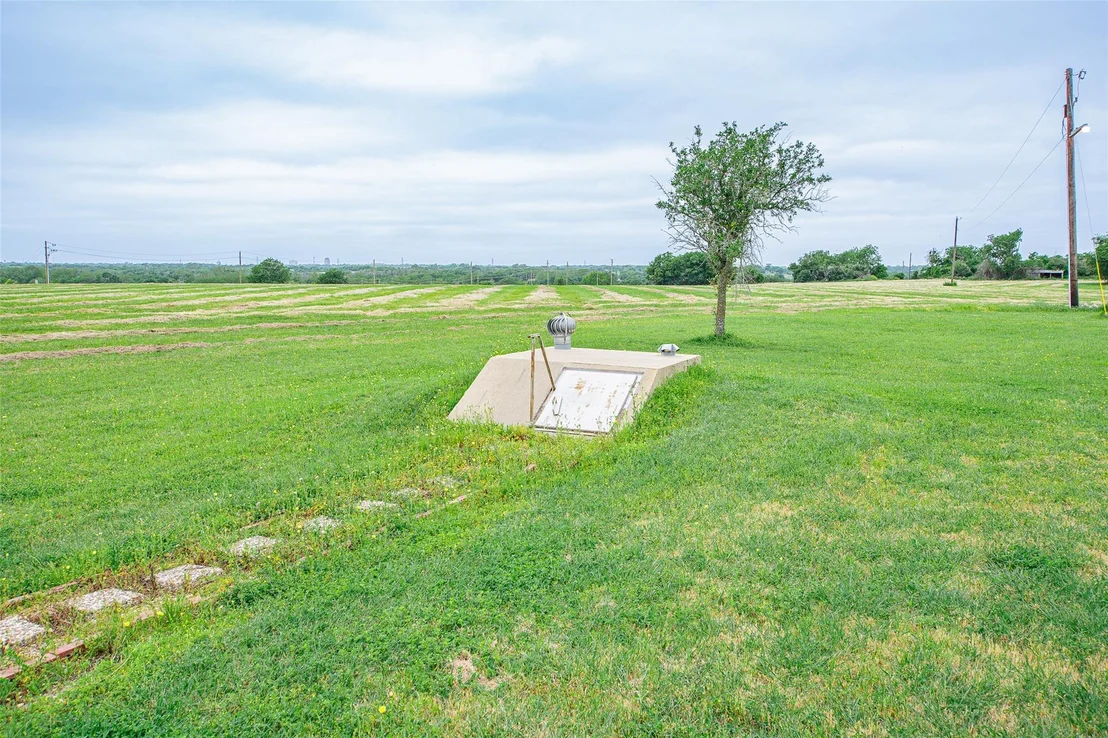 Photo of 3521 Fm 438 LOOP