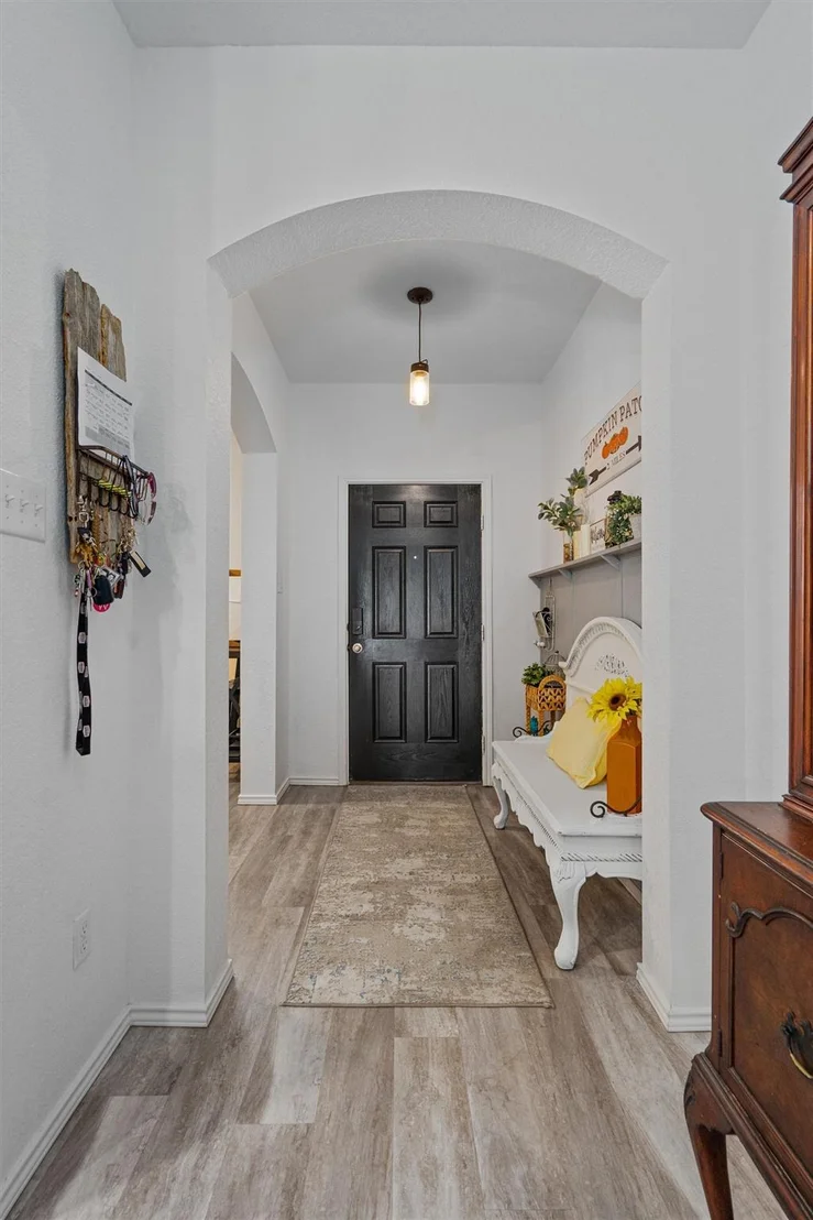 Photo of 138 Beth Ann LOOP