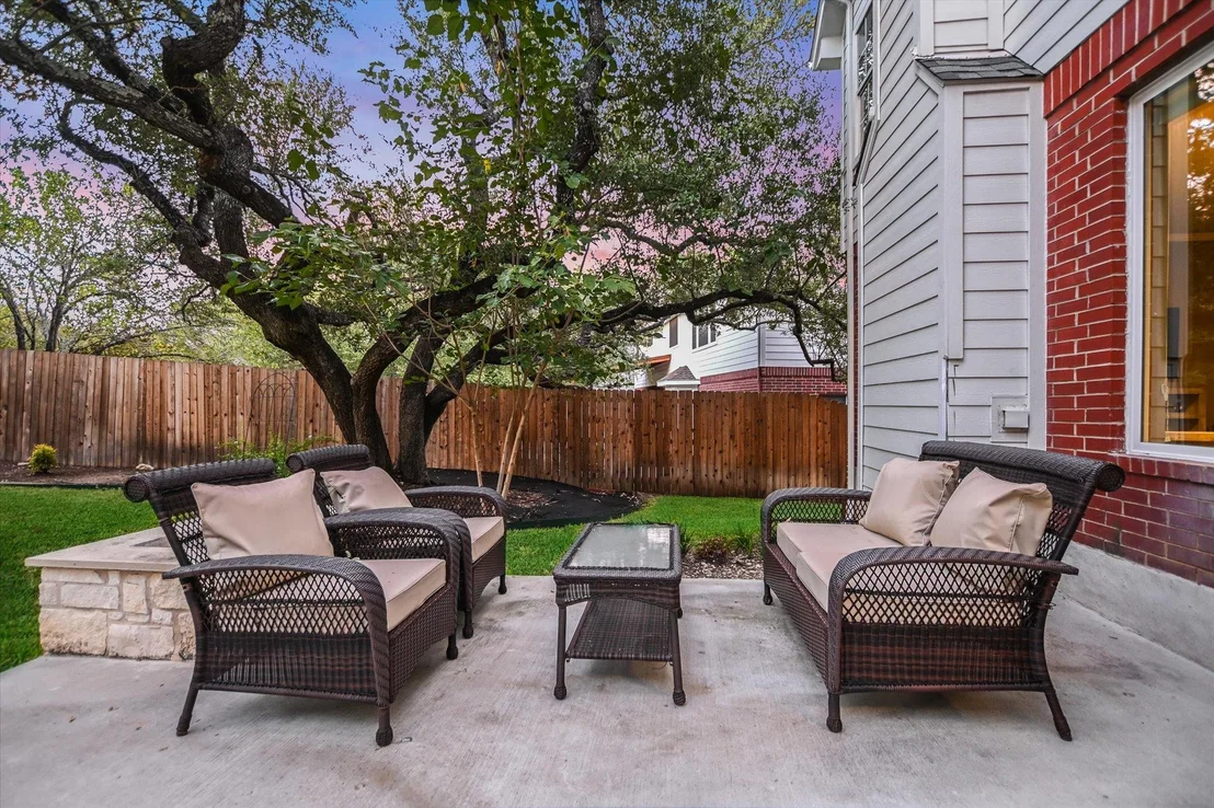 Photo of 2302 Cliffs Edge DR