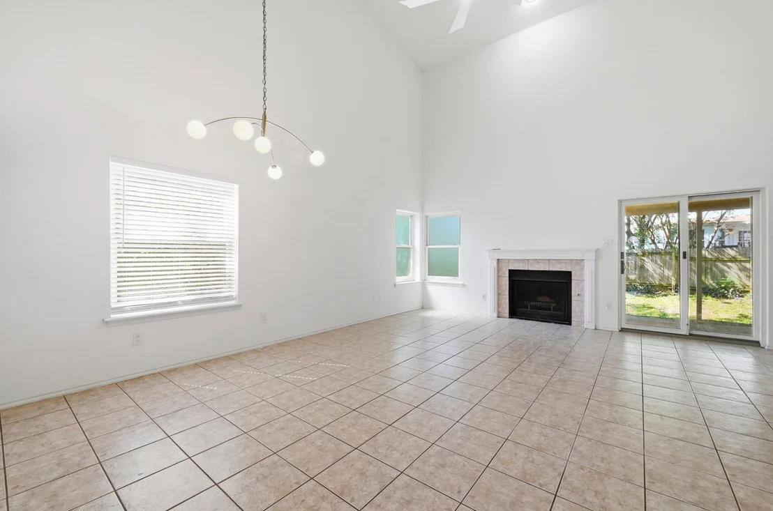Photo of 4009 Alexandria DR