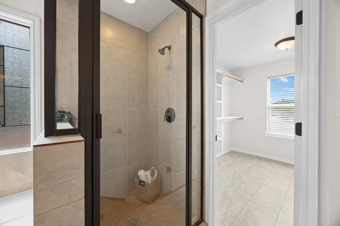 Photo of 4203 Hillside DR