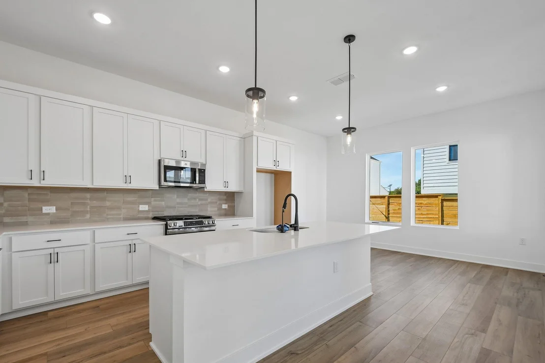 Photo of 1408 Rambling Rose RD