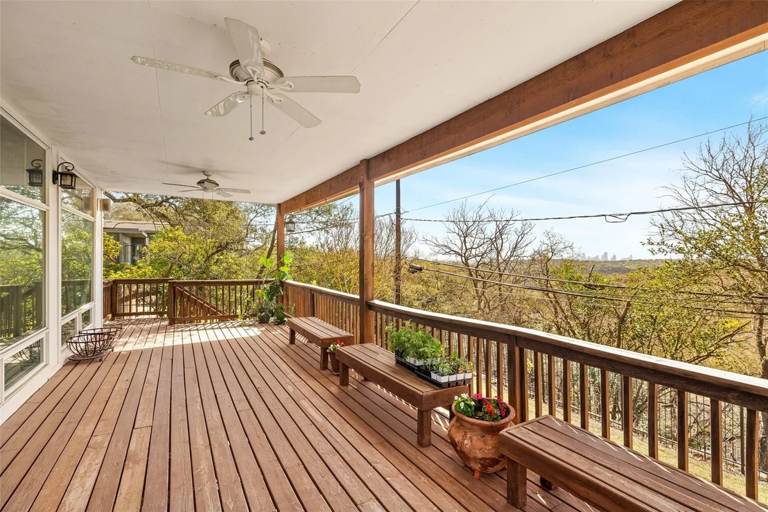 Photo of 4011 SIERRA DR