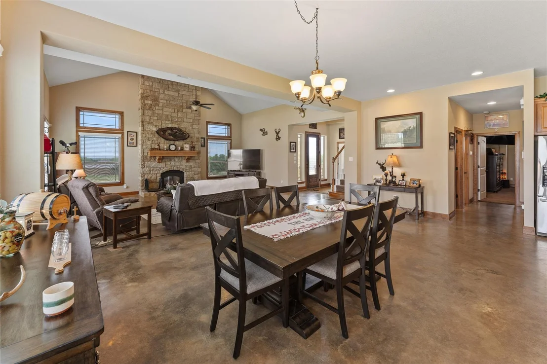 Photo of 1224 Hidden Springs DR