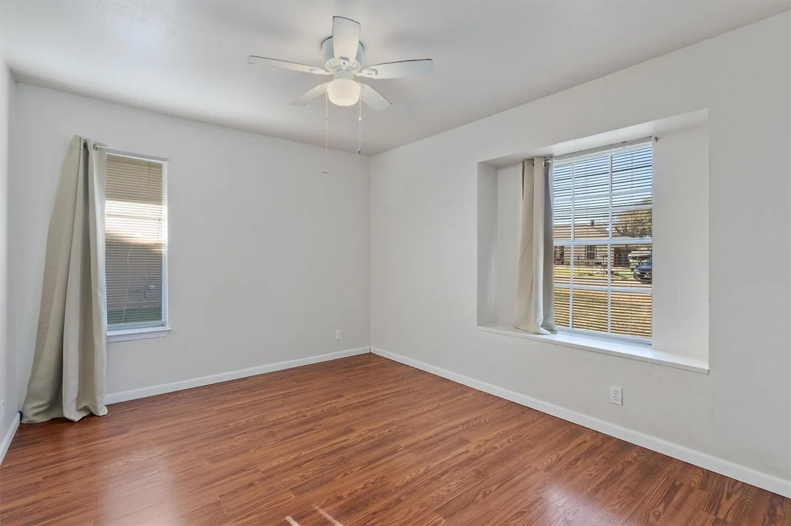 Photo of 702 Garden Villa CIR
