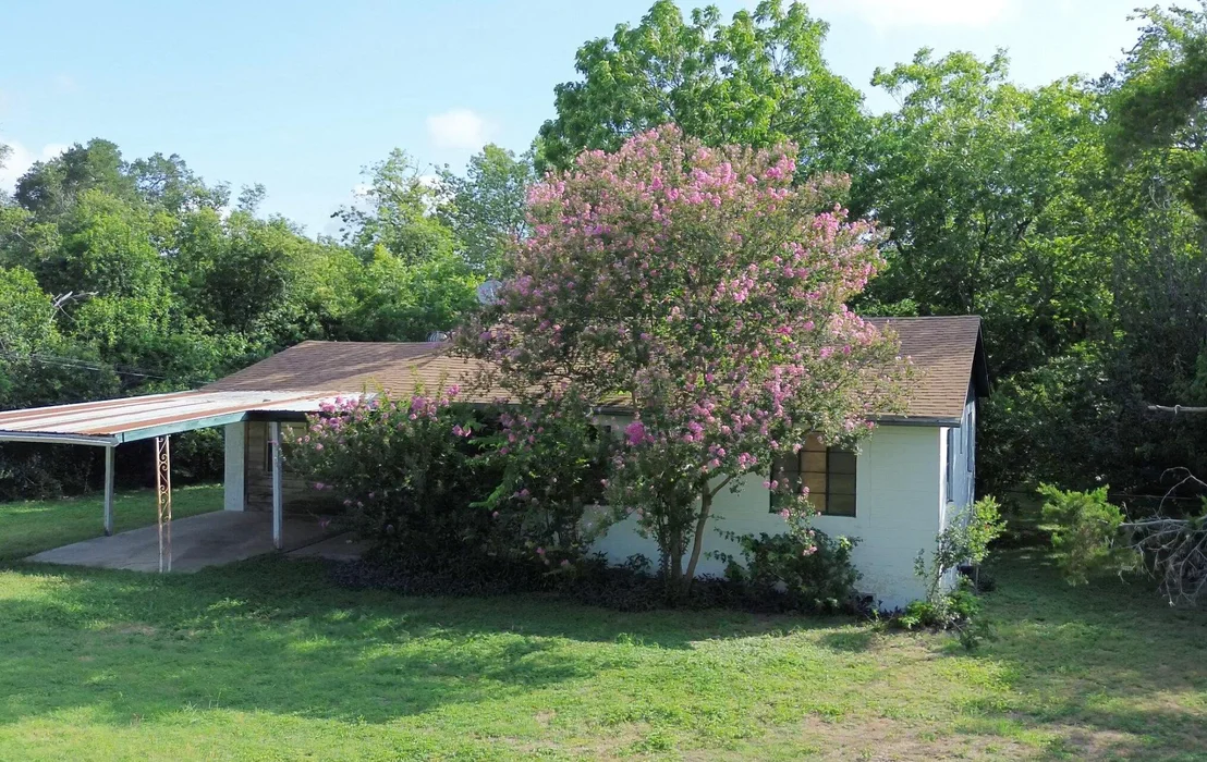 Photo of 1806 Fortview RD