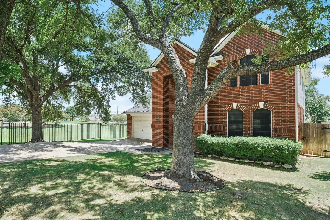 Photo of 15919 Two Rivers CV