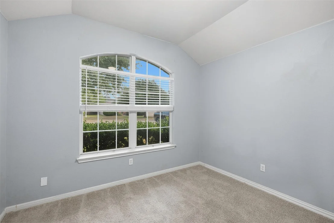 Photo of 1207 Utopia LN