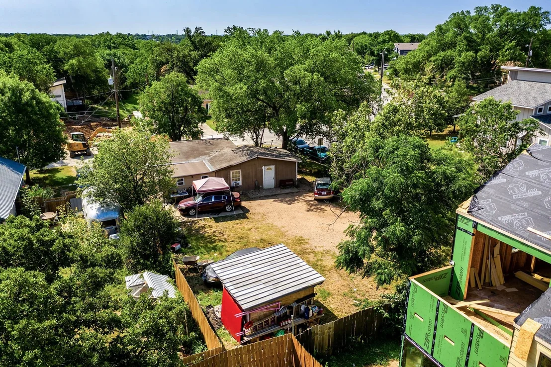 Photo of 1144 Mason Ave
