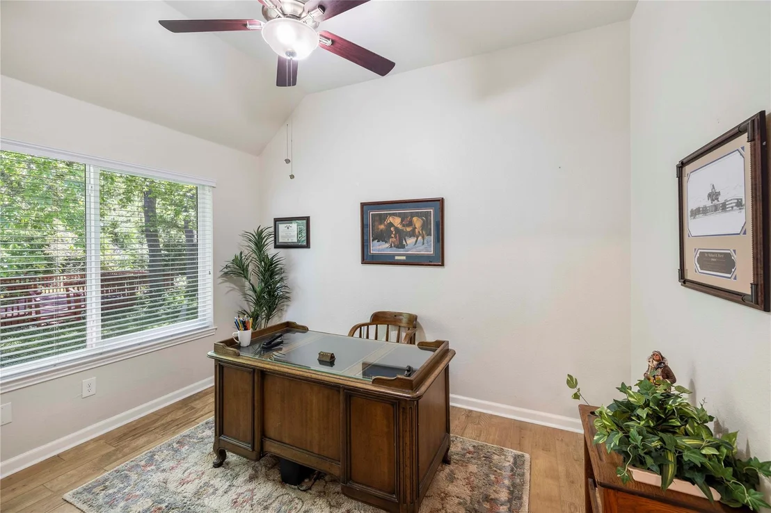 Photo of 301 Gann ST