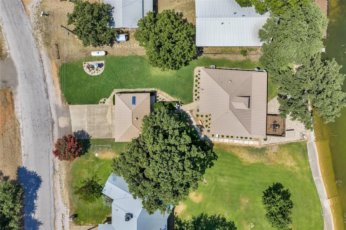 Photo of 386 Lake Loop