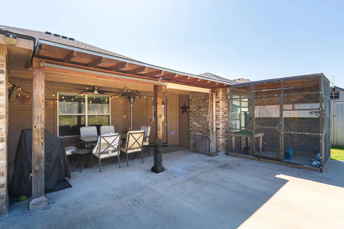 Photo of 2411 Scott DR