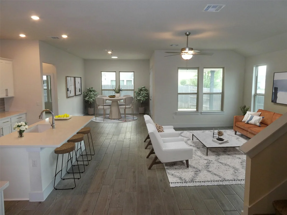 Photo of 8201 Greyhawk CV