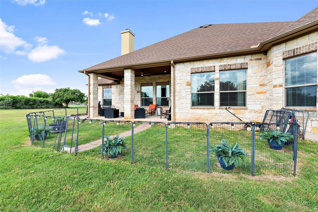Photo of 115 Park Place DR