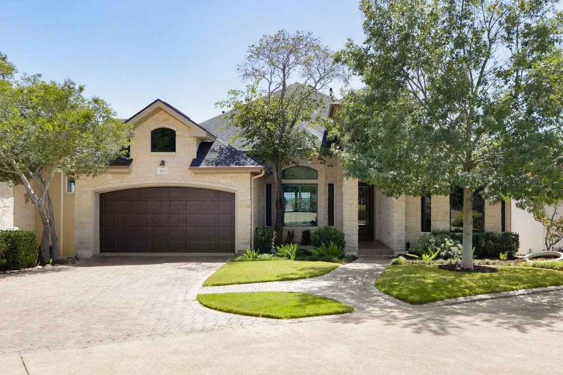 Photo of 4803 River Place BLVD