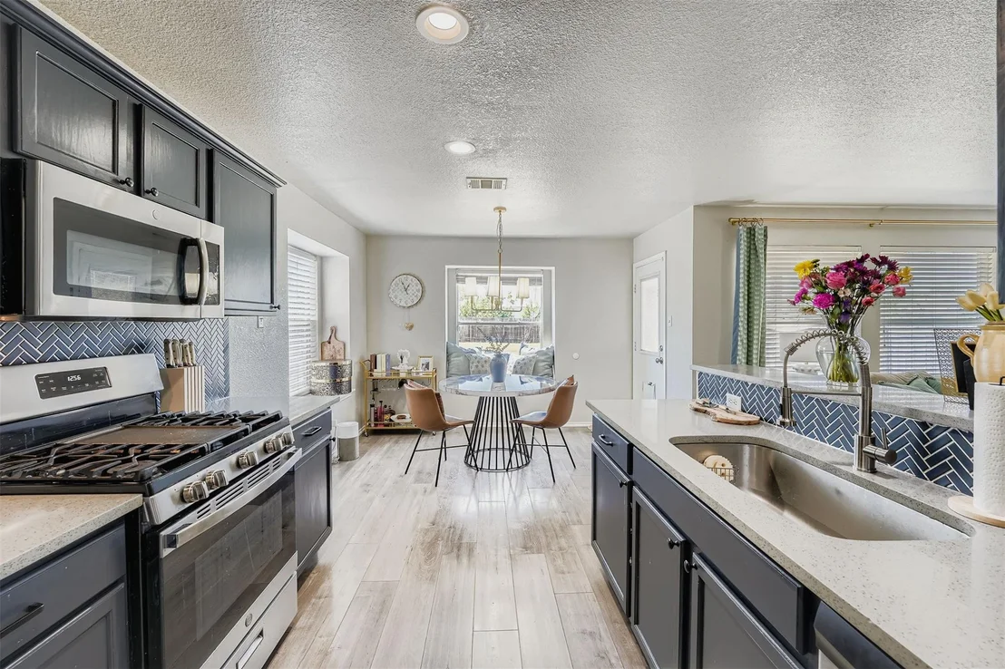 Photo of 1505 Tea Leaf DR