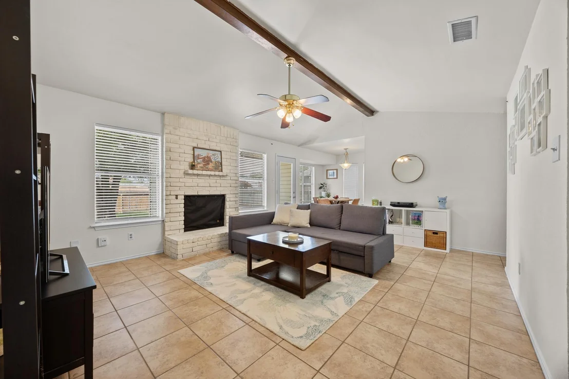 Photo of 1006 Edgerly LN