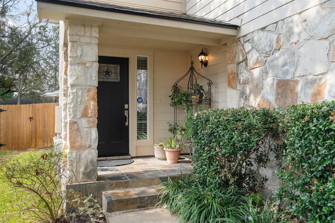 Photo of 11612 Bruce Jenner LN