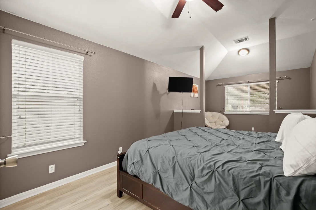 Photo of 213 Dana DR