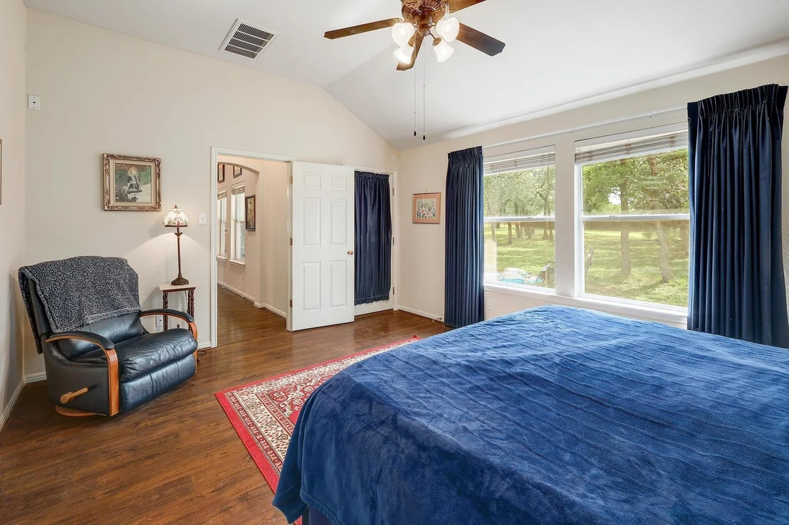 Photo of 210 Buoy CIR