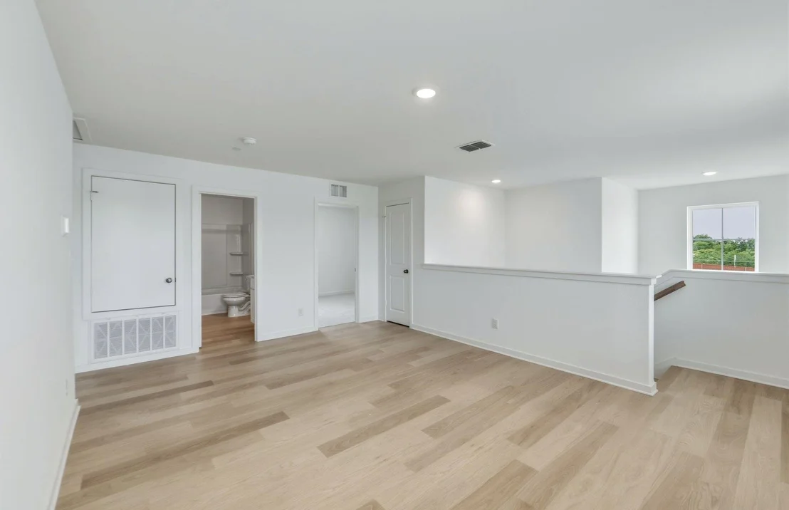 Photo of 664 Rubber Tree WAY