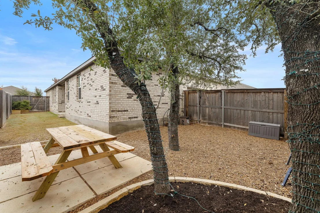 Photo of 1136 Oak Chase WAY
