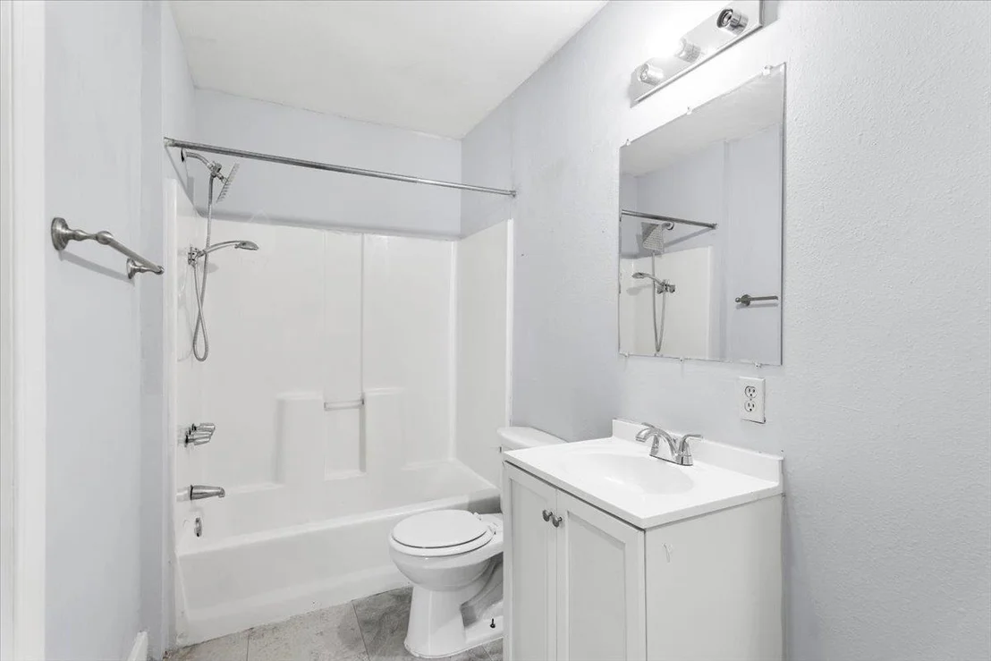 Photo of 2804 Breeze TER