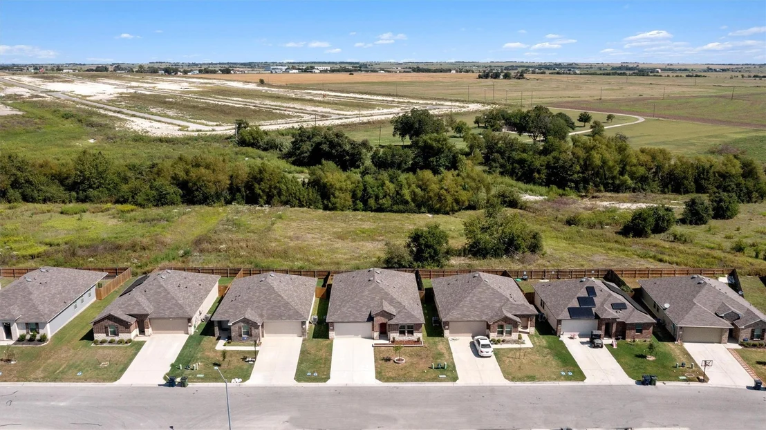 Photo of 1005 Taggart CT