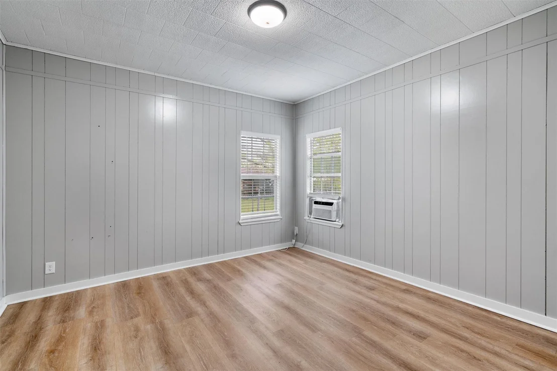 Photo of 303 Cedar ST