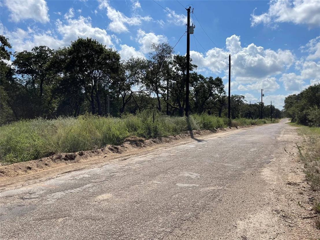Photo of 1320 Cypress Trail LOOP