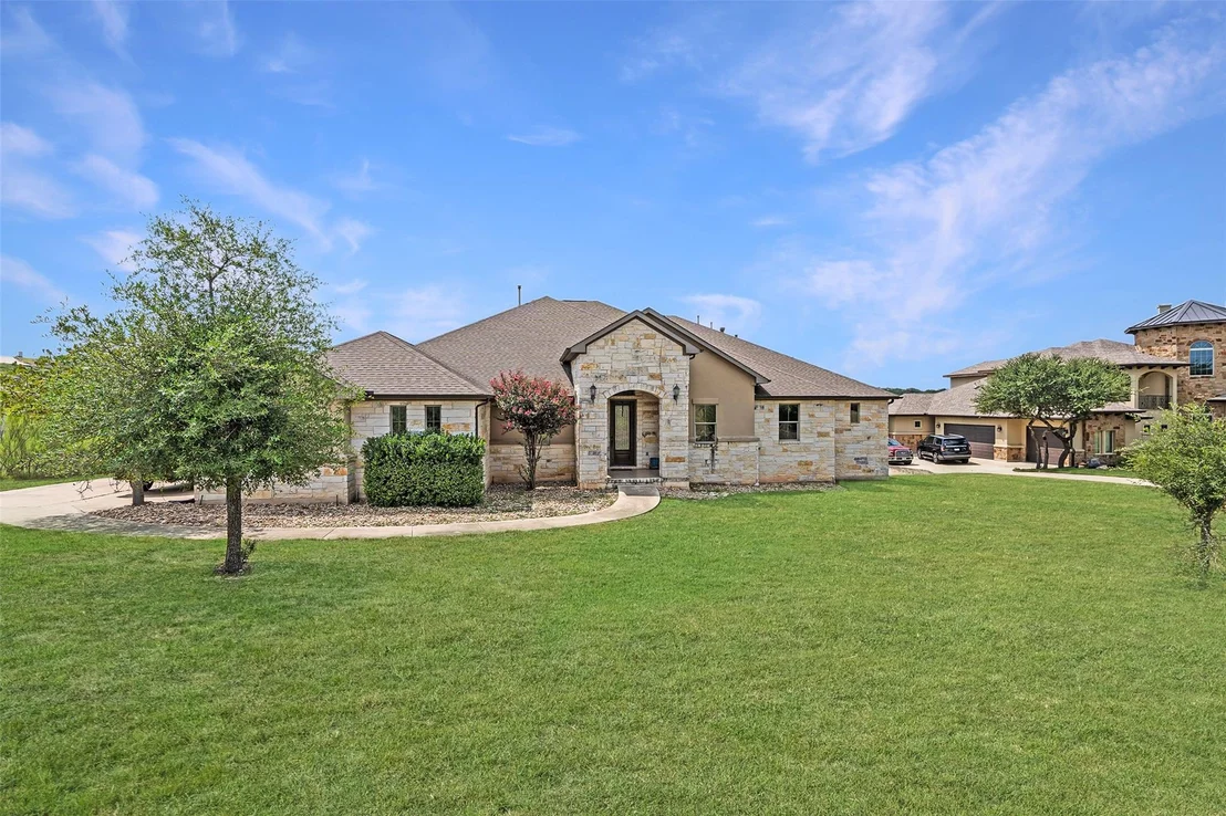 Photo of 1075 Bluff Woods DR