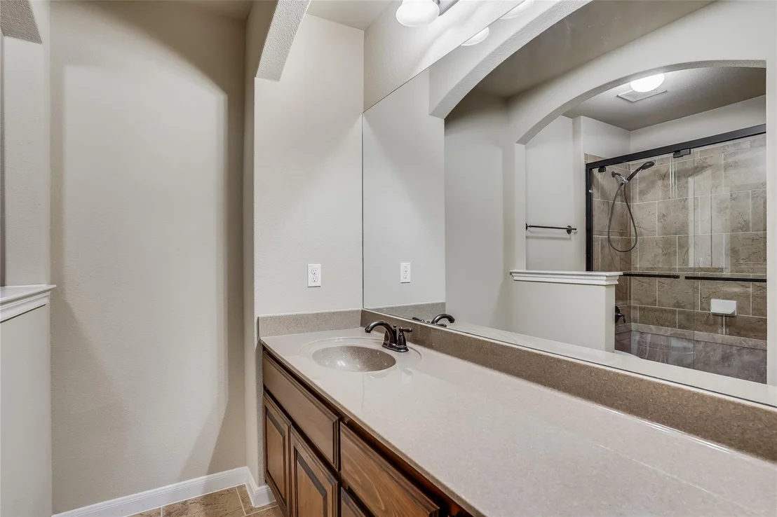 Photo of 140 Grapevine CT
