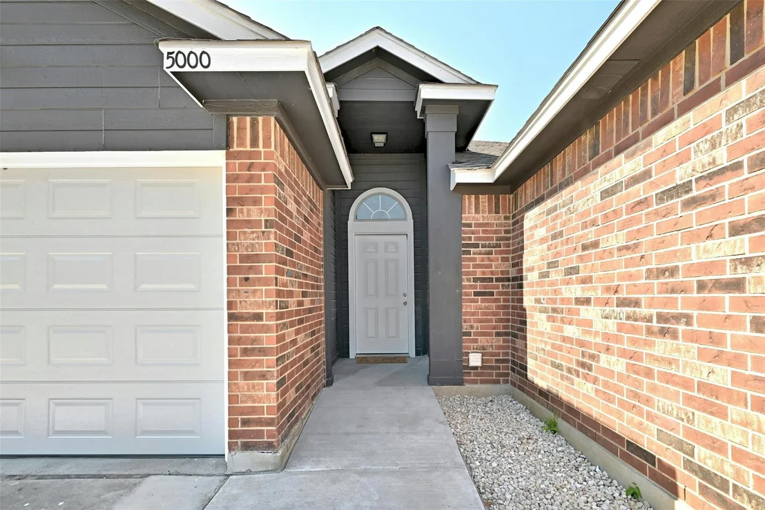 Photo of 5000 Lark Creek CV